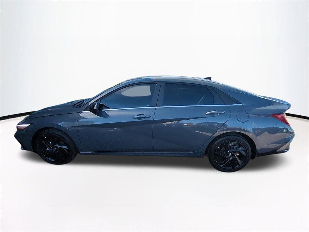 New 2026 Hyundai Elantra SEL Sport image 8