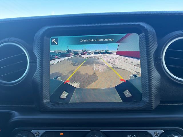 Used 2022 Jeep Gladiator Overland w/ Popular Equipment Package image 38