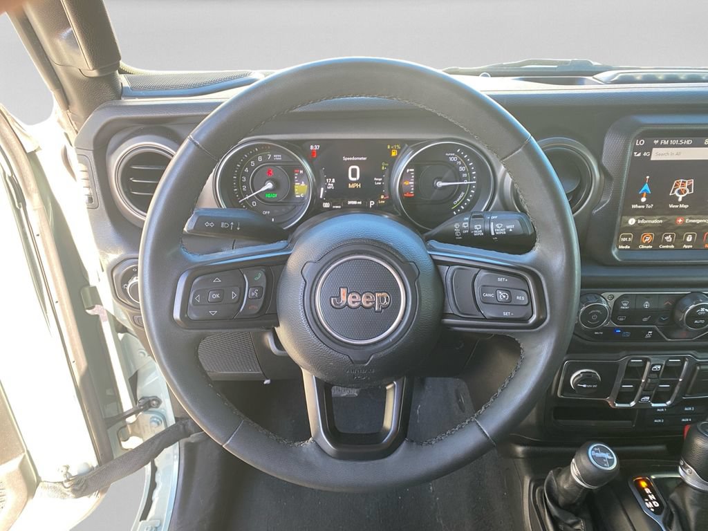 Used 2023 Jeep Wrangler Unlimited w/ Sun & Screen Package AWD/4WD image 12