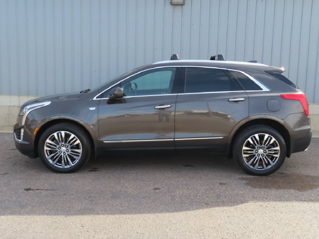 Used 2019 Cadillac XT5 Premium Luxury w/ Trailering Package AWD/4WD image 9