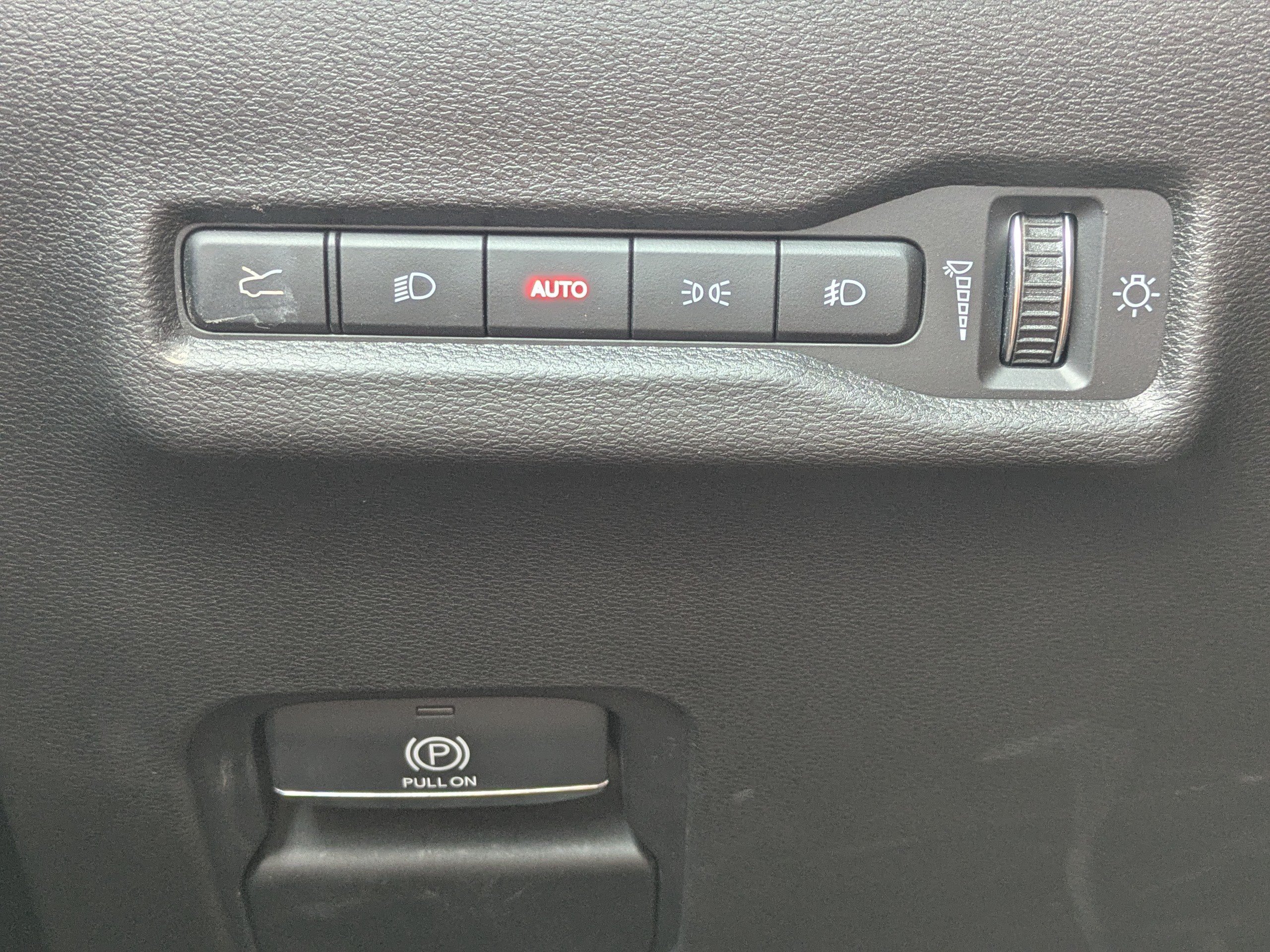 Used 2024 Jeep Wagoneer Launch Edition AWD/4WD image 22
