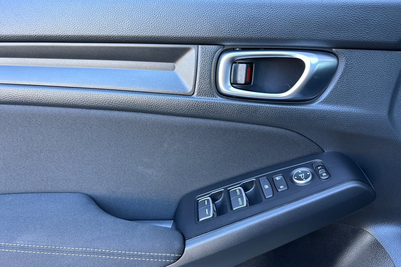 New 2025 Honda Civic Sport image 7