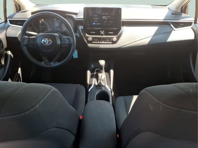 Used 2025 Toyota Corolla LE FWD image 21