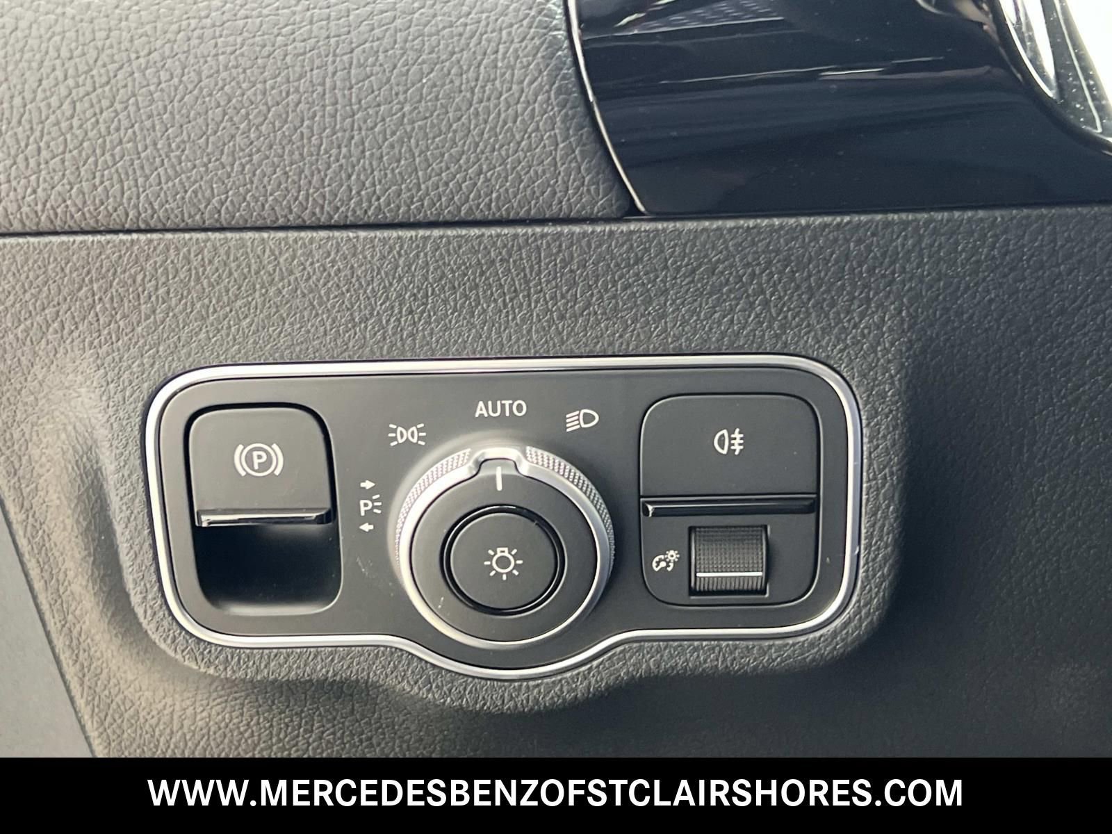 New 2026 Mercedes-Benz GLA 35 AMG 4MATIC image 28