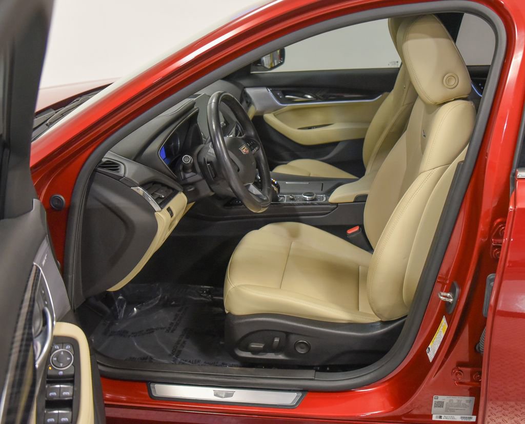 Used 2021 Cadillac CT5 Premium Luxury RWD image 2