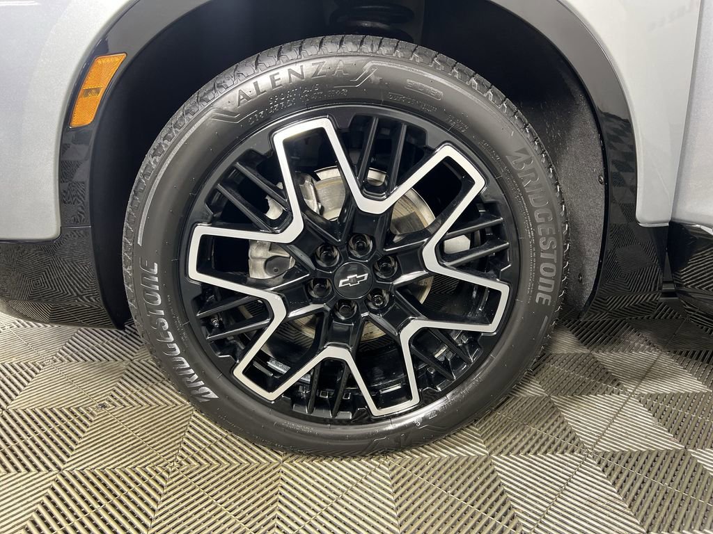 Certified 2023 Chevrolet Blazer RS w/ Driver Confidence II Package image 34