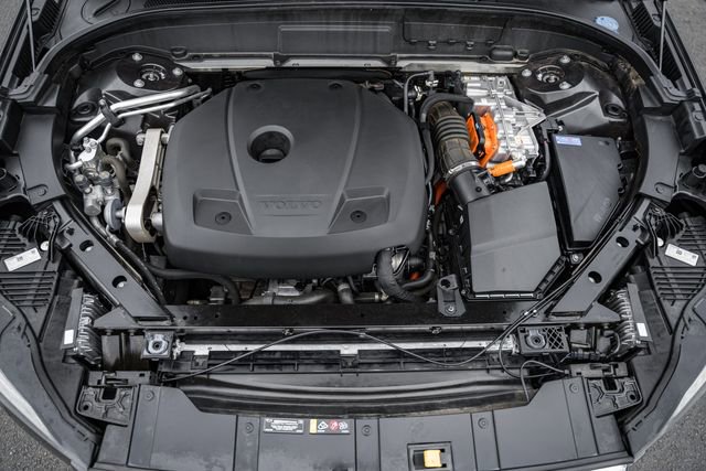 Used 2022 Volvo XC60 T8 Inscription w/ Advanced Package image 19