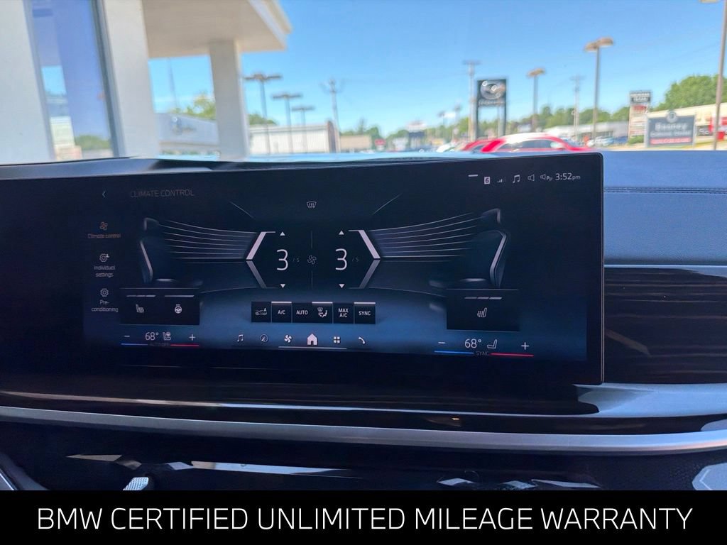 Used 2024 BMW X5 xDrive40i w/ Premium Package AWD/4WD image 28