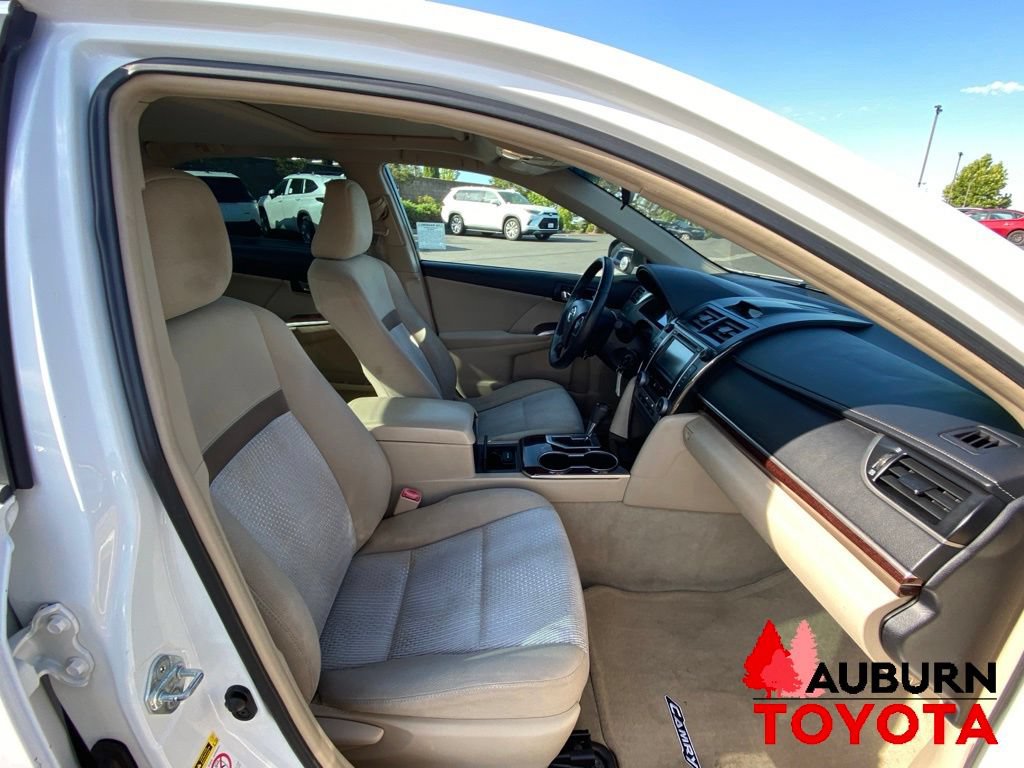 Used 2012 Toyota Camry XLE FWD image 11
