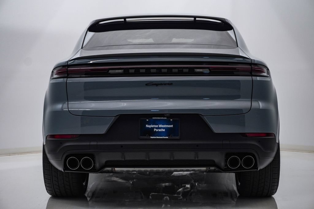 New 2026 Porsche Cayenne Coupe AWD/4WD image 10