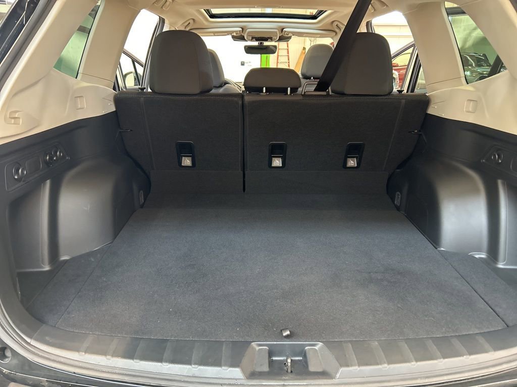 Certified 2023 Subaru Forester Premium image 18