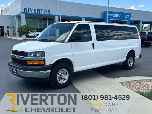 Certified 2024 Chevrolet Express 3500 LT w/ LT Preferred Equipment Group RWD image 1