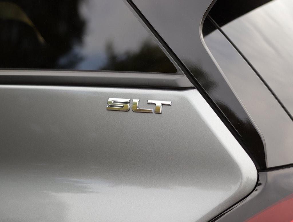 Used 2021 GMC Terrain SLT w/ Infotainment Package II image 37