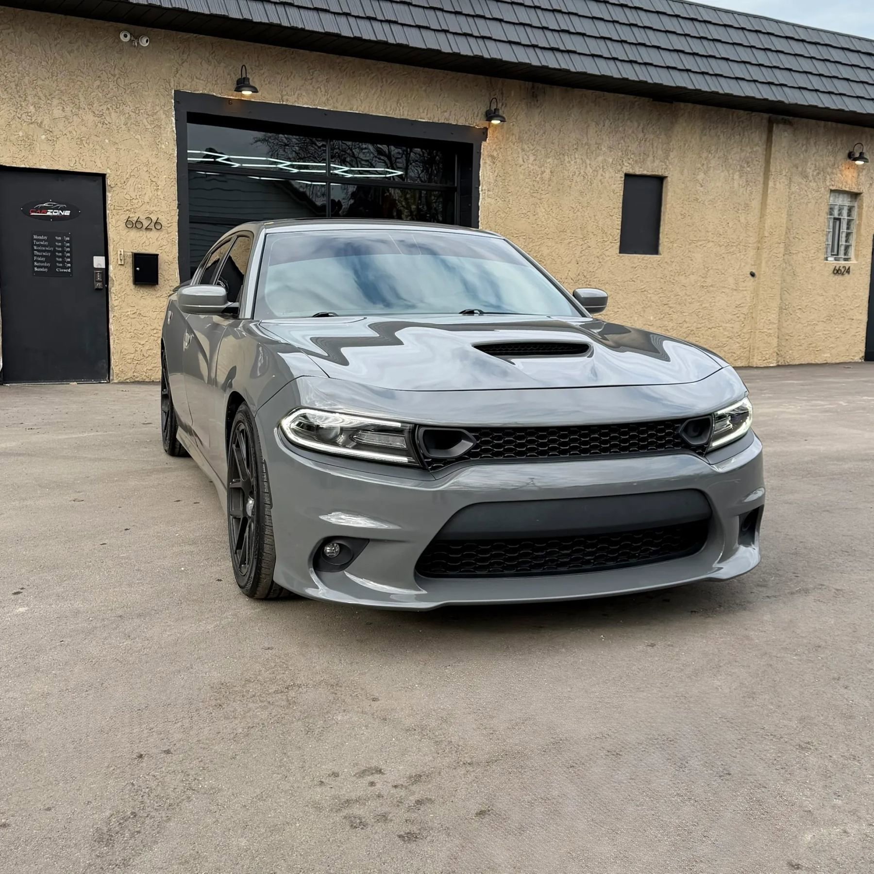 Used 2019 Dodge Charger Scat Pack w/ Navigation & Travel Group RWD image 3