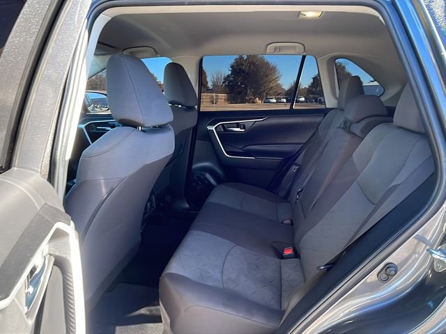 Used 2022 Toyota RAV4 XLE image 18
