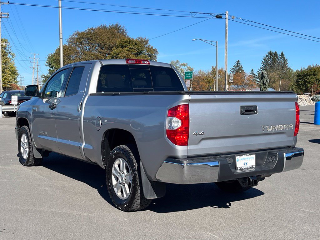 Used 2019 Toyota Tundra SR5 AWD/4WD image 9