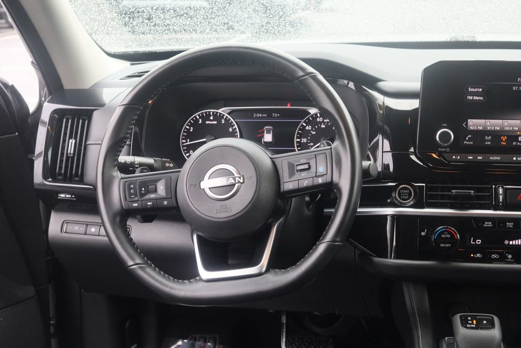 Used 2024 Nissan Pathfinder SV w/ Black Appearance Package AWD/4WD image 27