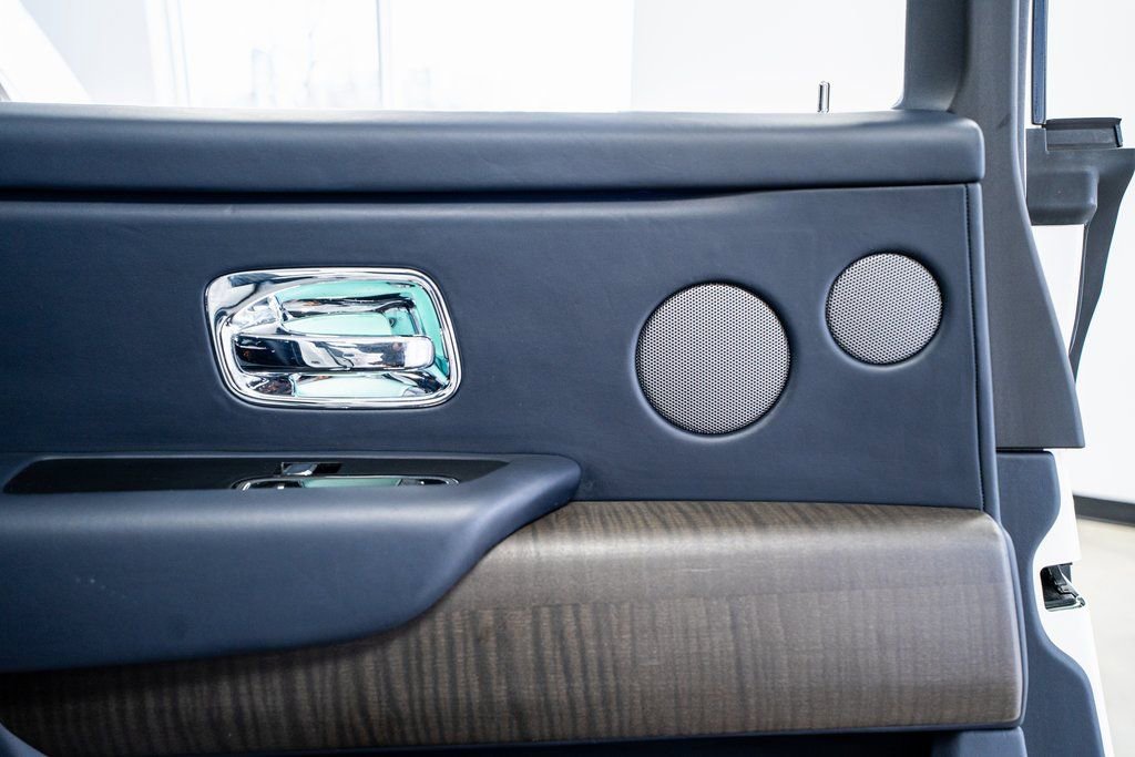 Used 2021 Rolls-Royce Cullinan image 45