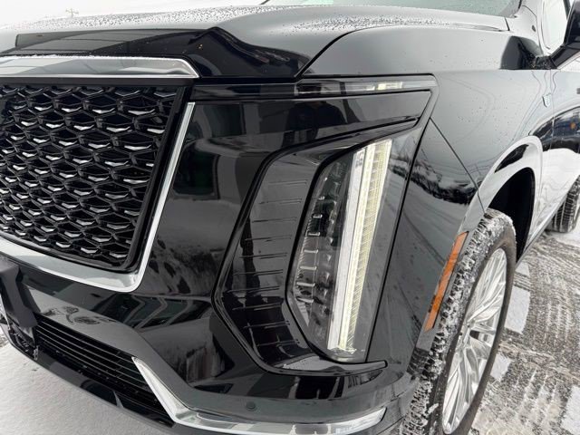 Certified 2025 Cadillac Escalade Premium Luxury image 9