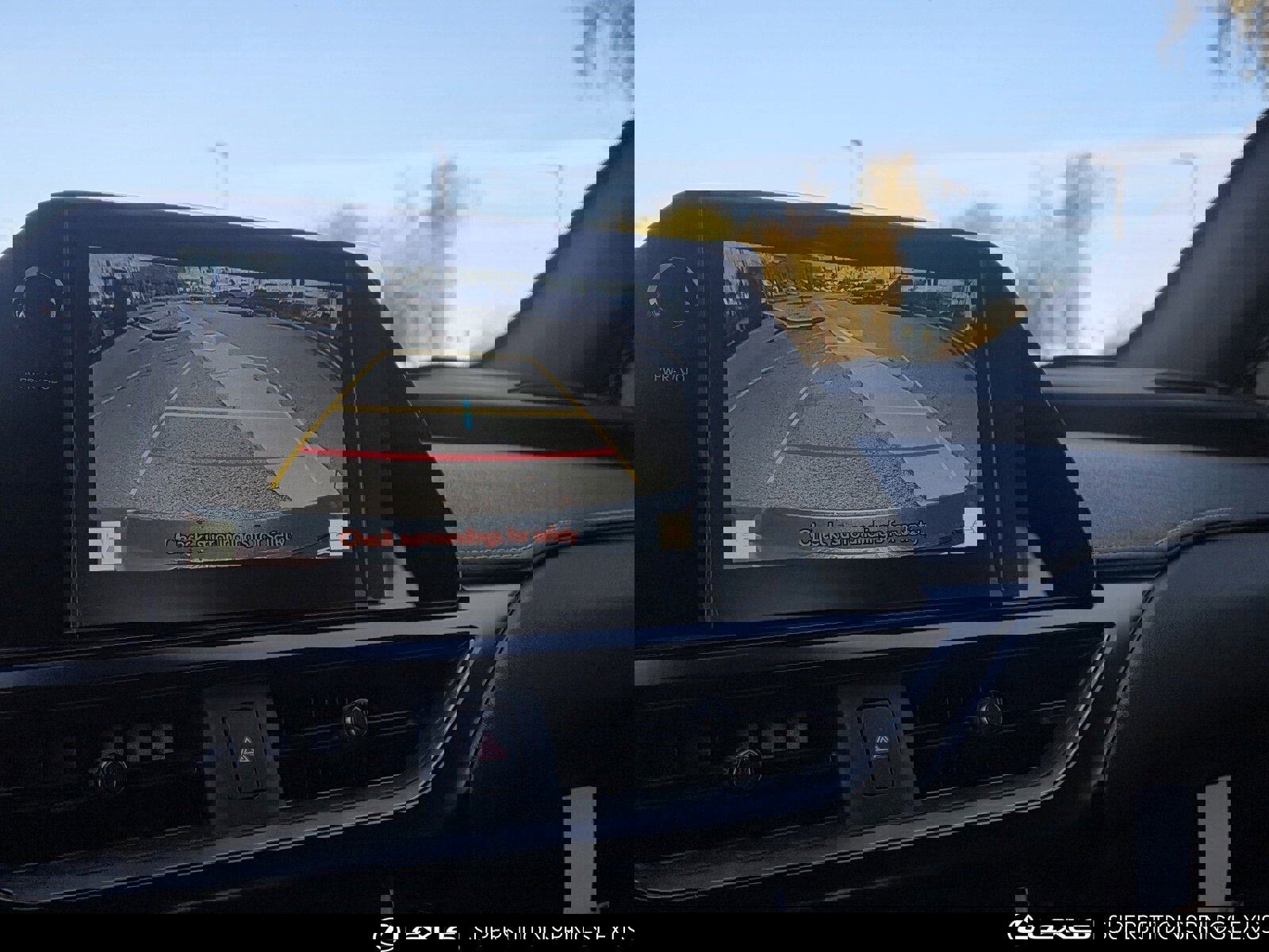 New 2026 Lexus UX 300h FWD image 17