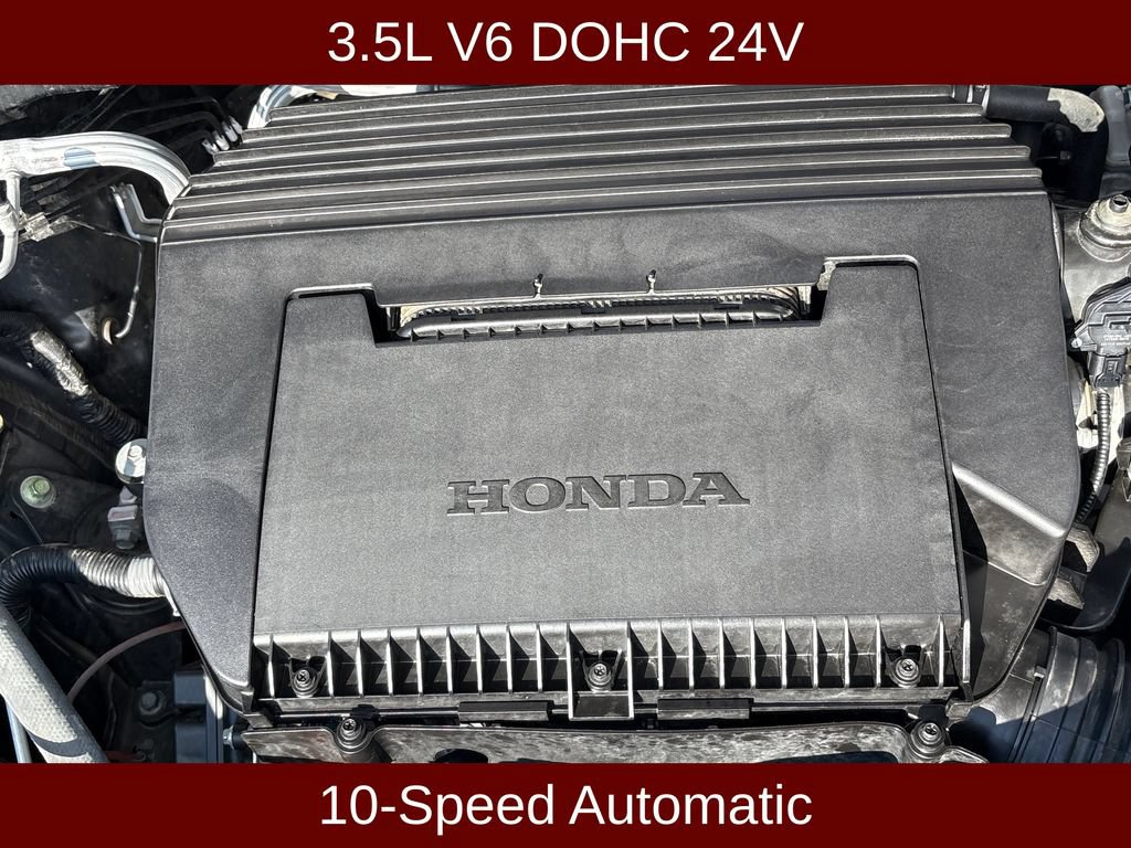 Used 2024 Honda Pilot Touring image 3