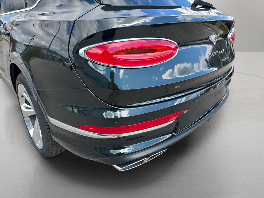 New 2025 Bentley Bentayga image 12