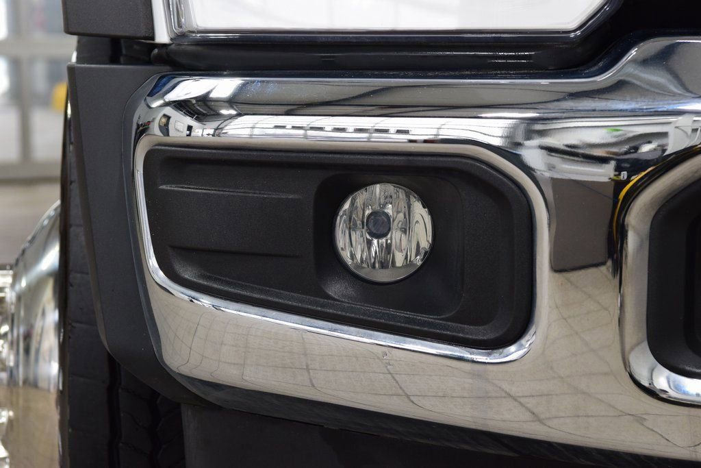 Used 2024 Ford F550 4x4 Crew Cab Super Duty w/ XLT Value Package image 8