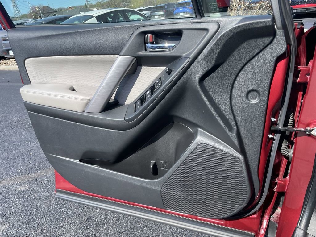 Used 2014 Subaru Forester 2.5i Limited image 20