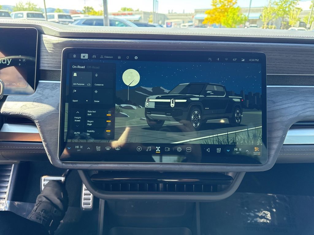 Used 2022 Rivian R1T Adventure AWD/4WD image 17