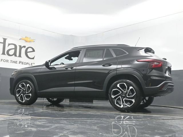 New 2026 Chevrolet Trax RS w/ Sunroof Package image 33