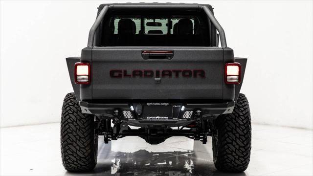 Used 2025 Jeep Gladiator Sport image 19