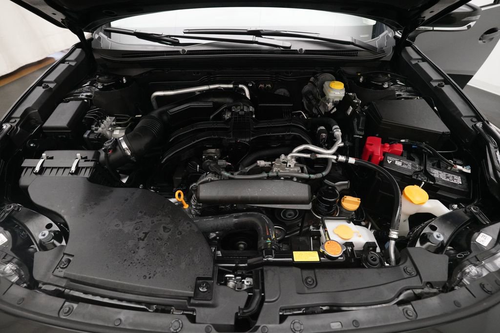 Certified 2025 Subaru Outback Limited image 3