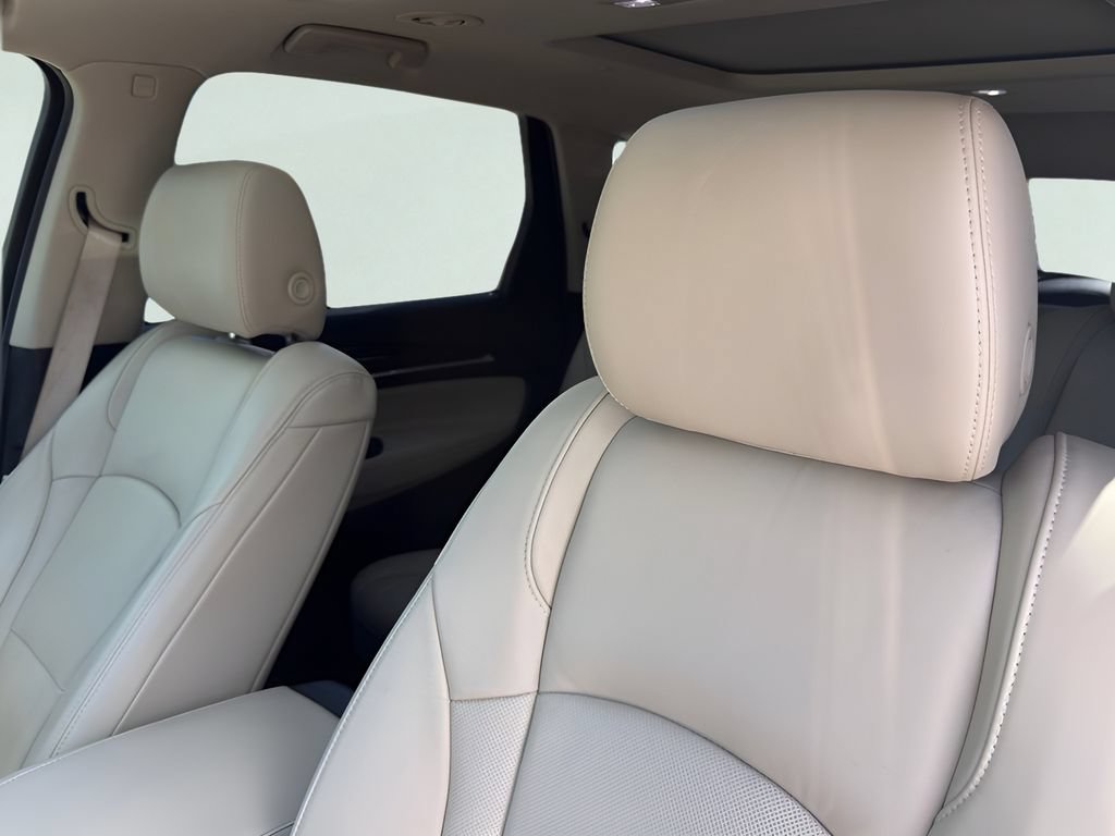 Used 2019 Buick Enclave Premium w/ Experience Buick Package FWD image 10
