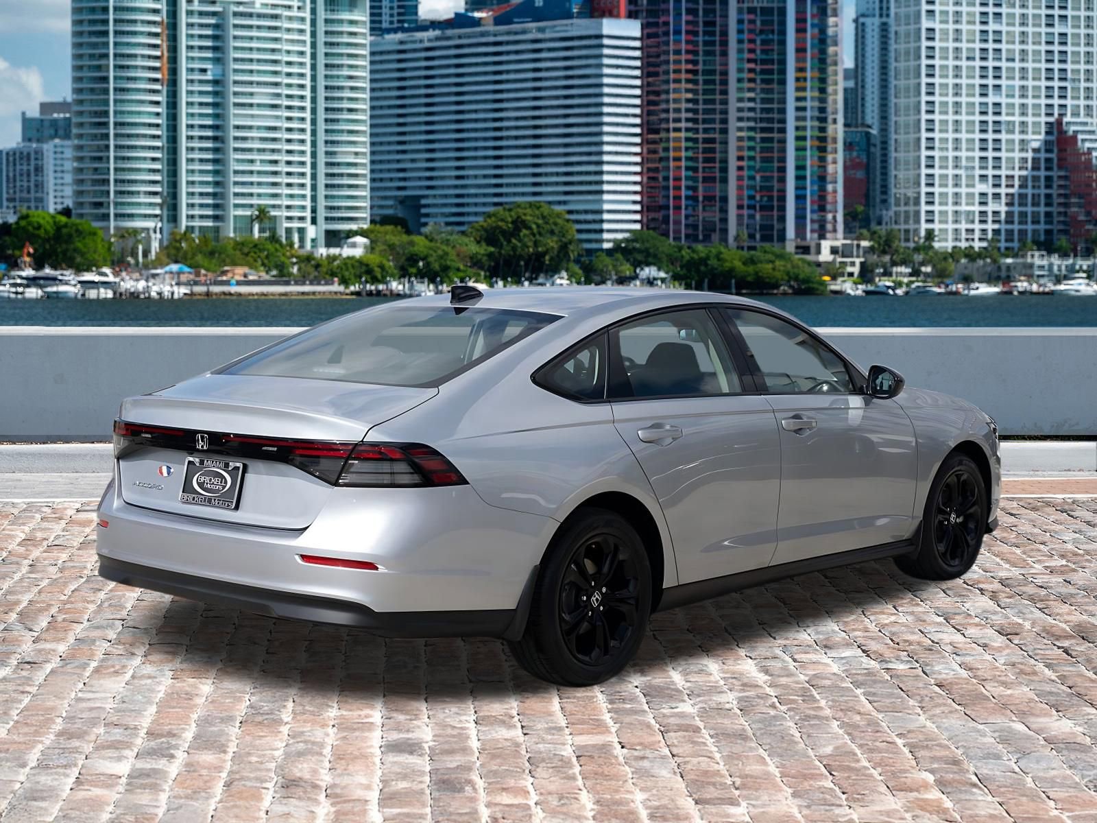 Certified 2025 Honda Accord SE image 5