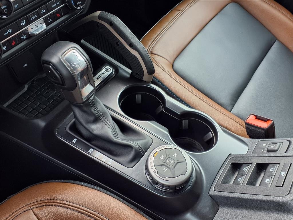 Used 2024 Ford Bronco Outer Banks image 20