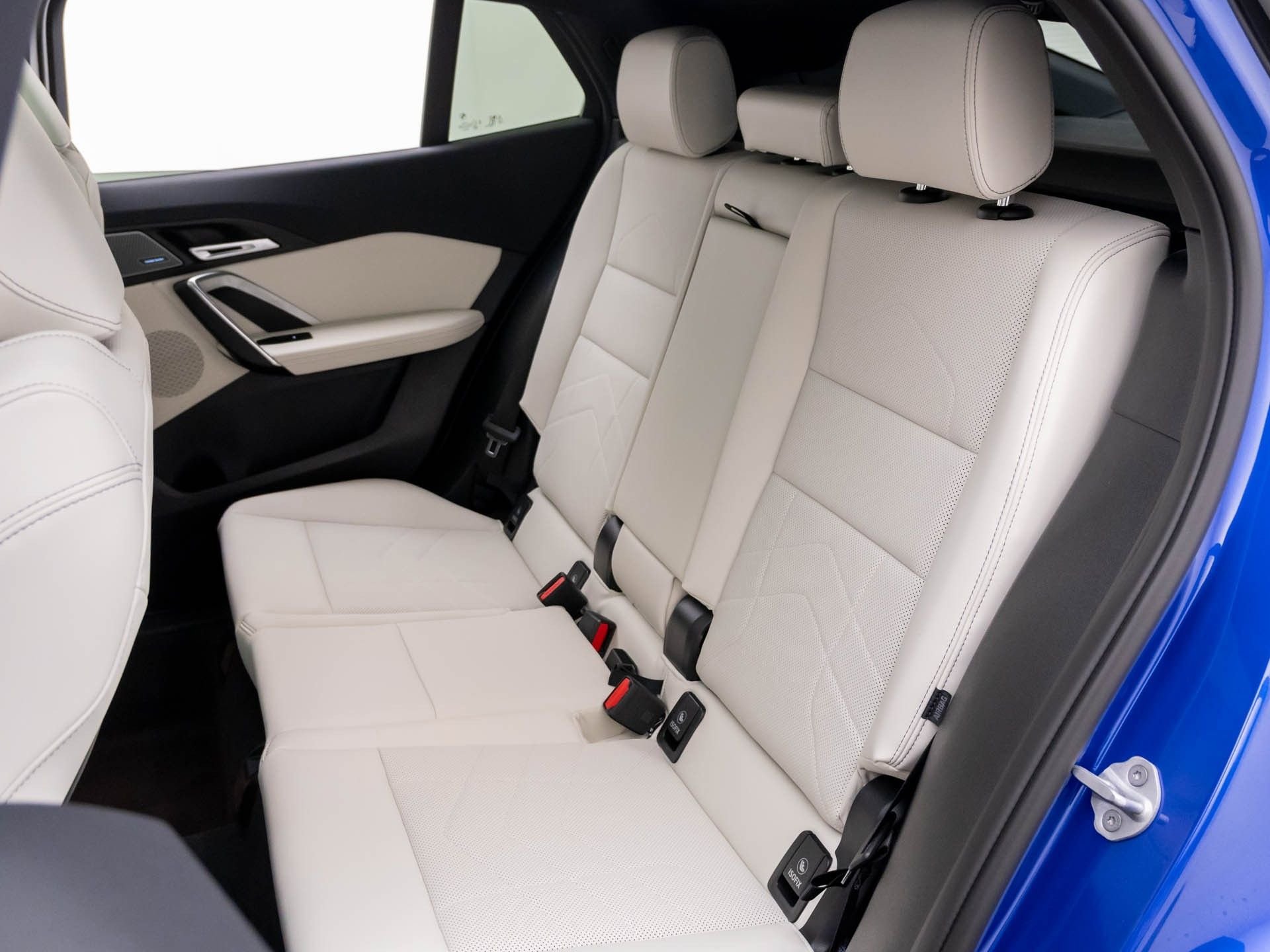 New 2026 BMW X2 xDrive28i w/ Technology Package AWD/4WD image 18