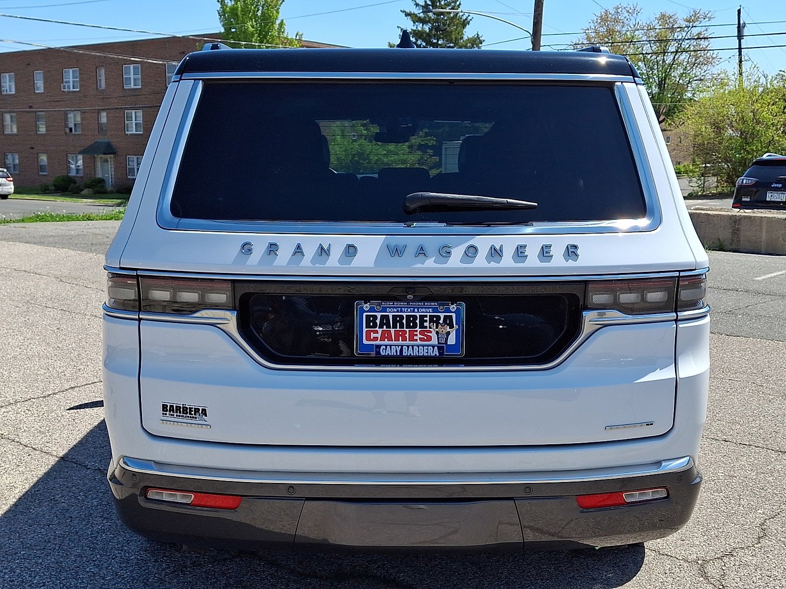 Used 2022 Jeep Grand Wagoneer Series I w/ Rear Seat Video Group 1 AWD/4WD image 5