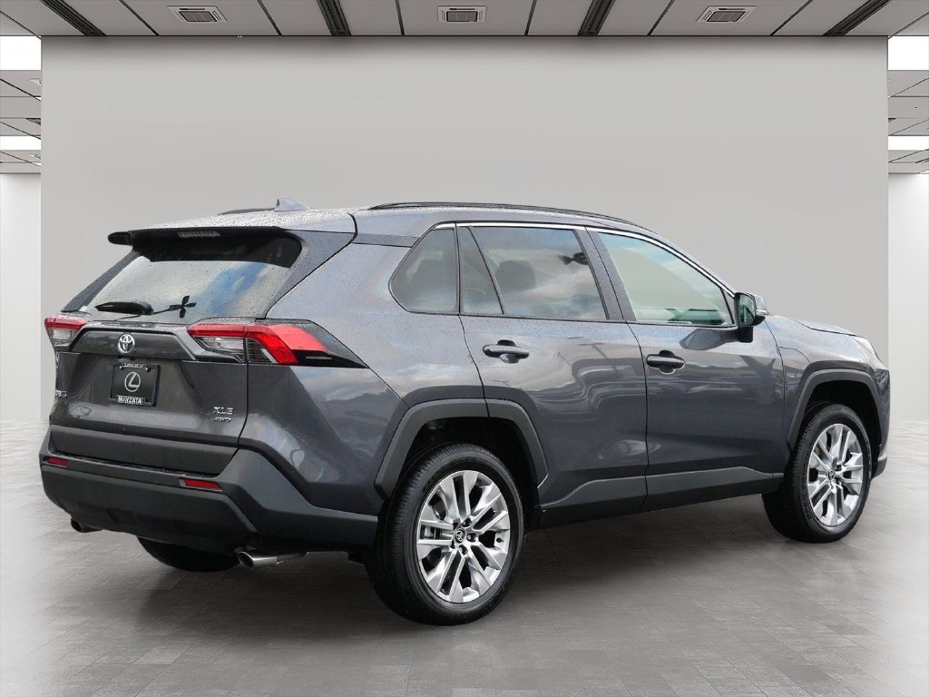 Used 2025 Toyota RAV4 XLE Premium w/ Weather Package AWD/4WD image 6