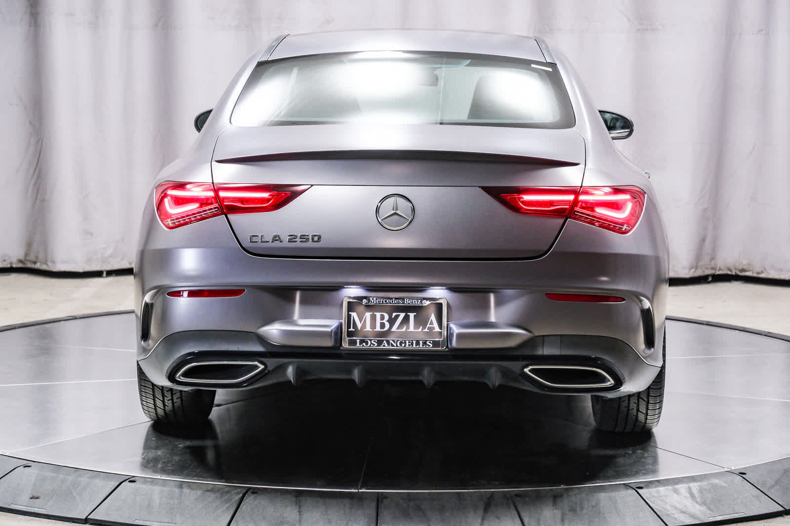 Used 2022 Mercedes-Benz CLA 250 image 3