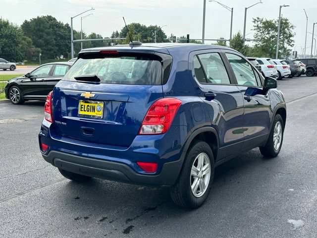 Used 2017 Chevrolet Trax LS AWD/4WD image 4