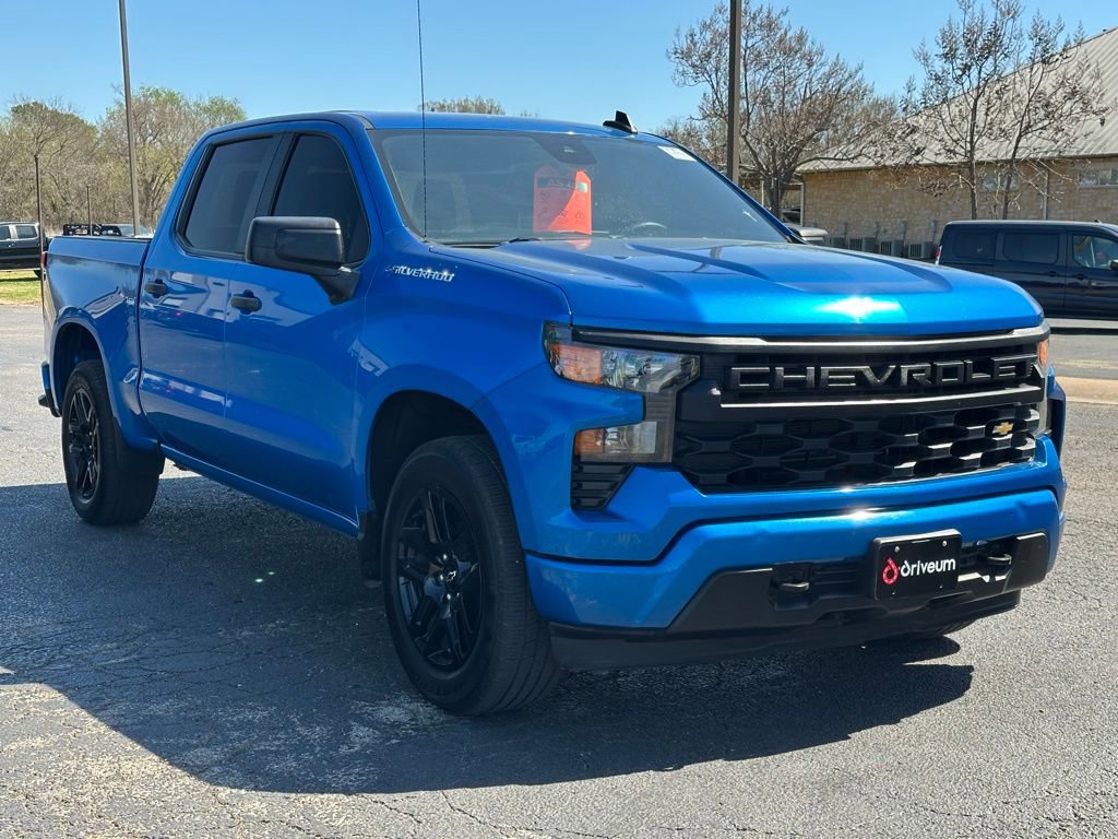 Used 2022 Chevrolet Silverado 1500 Custom image 1