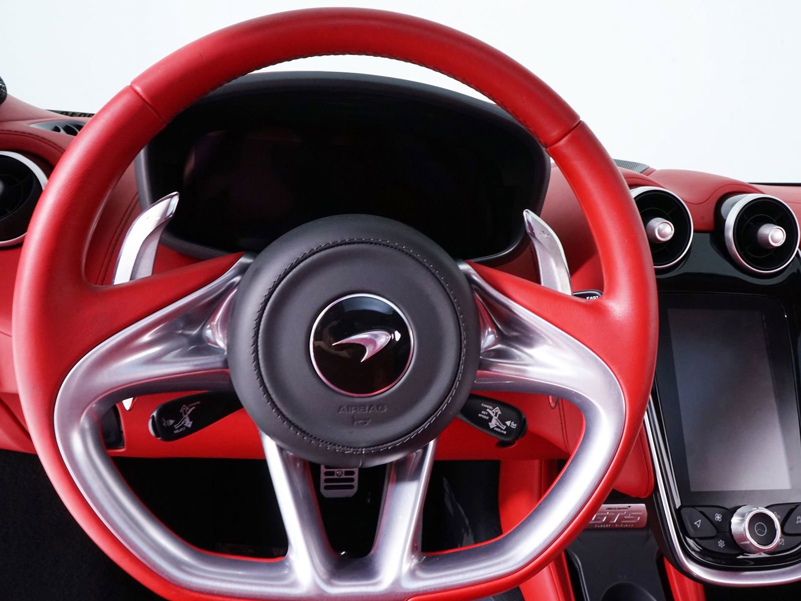 Used 2025 McLaren GTS image 22