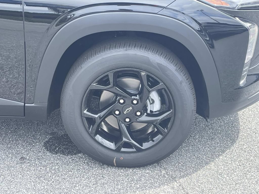 New 2026 Chevrolet Trax LT w/ Sunroof Package FWD image 9