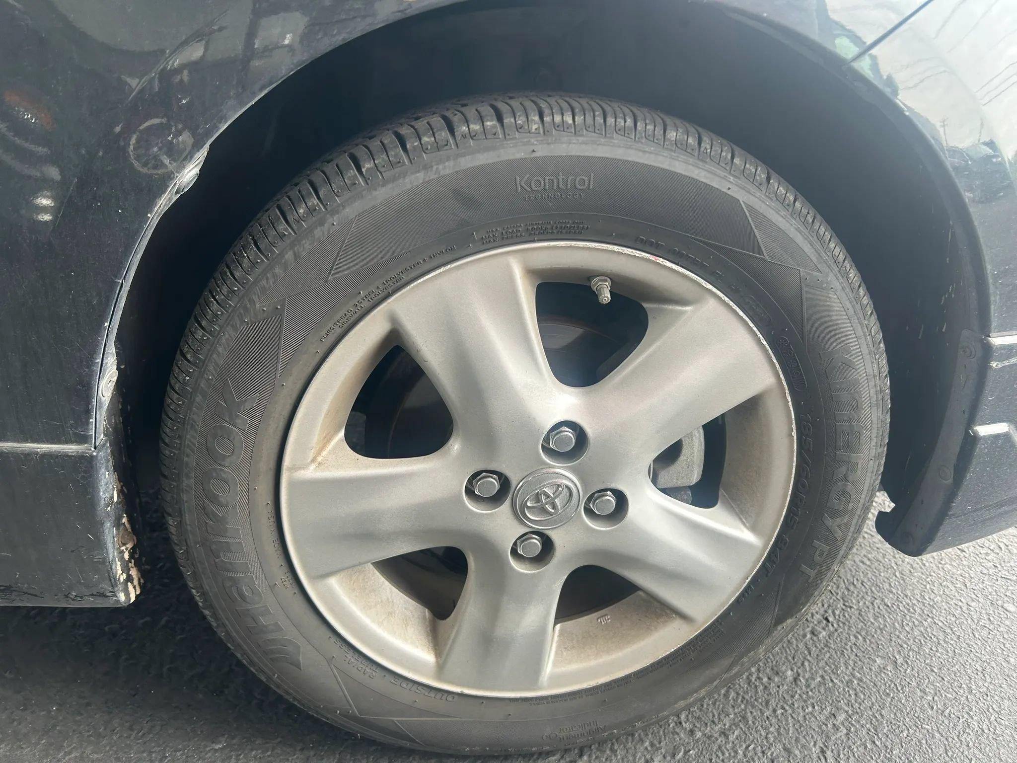 Used 2008 Toyota Yaris S FWD image 3