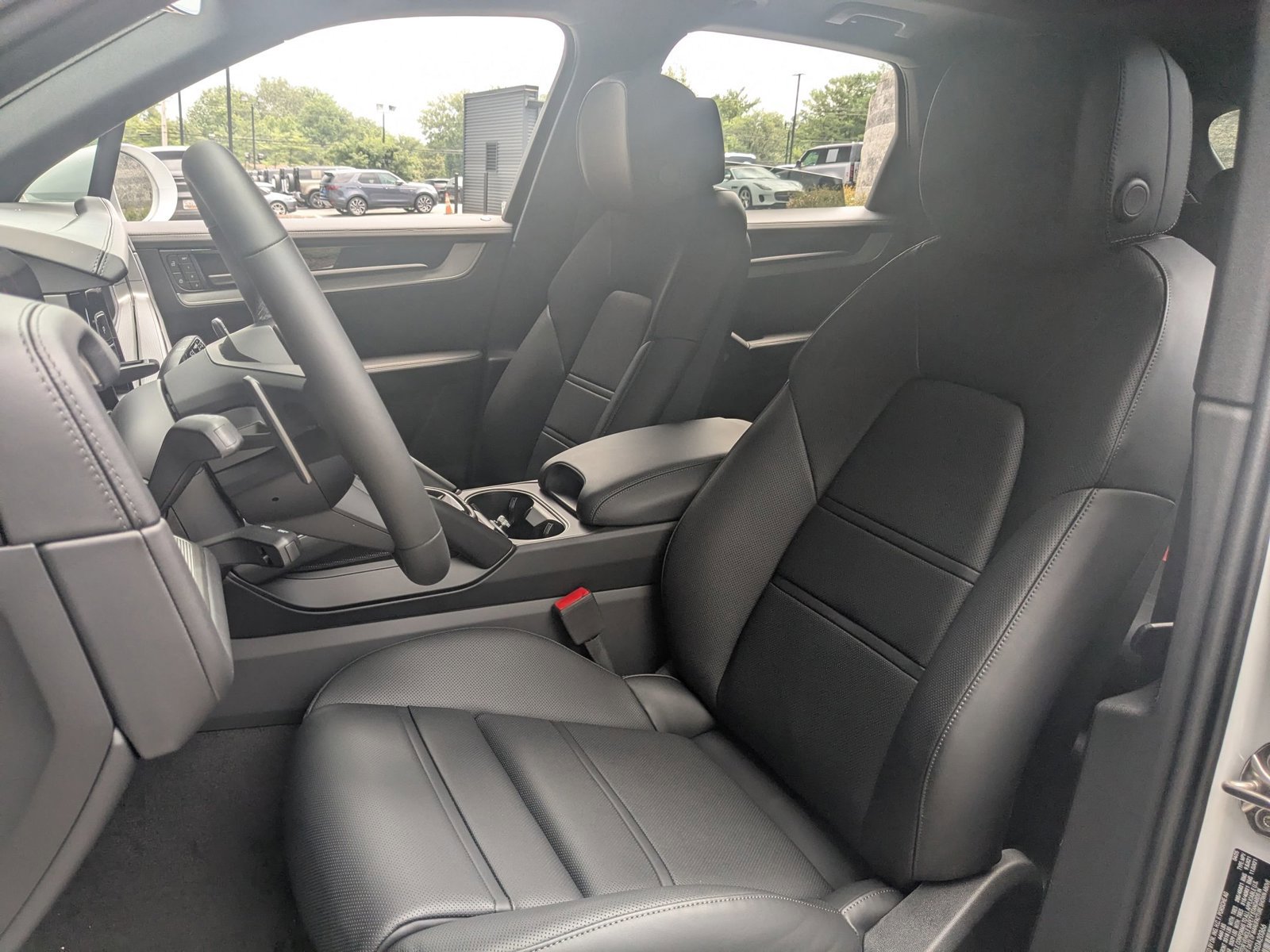 New 2025 Porsche Cayenne S image 5