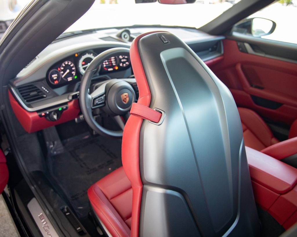 Certified 2024 Porsche 911 Targa 4S AWD/4WD image 20