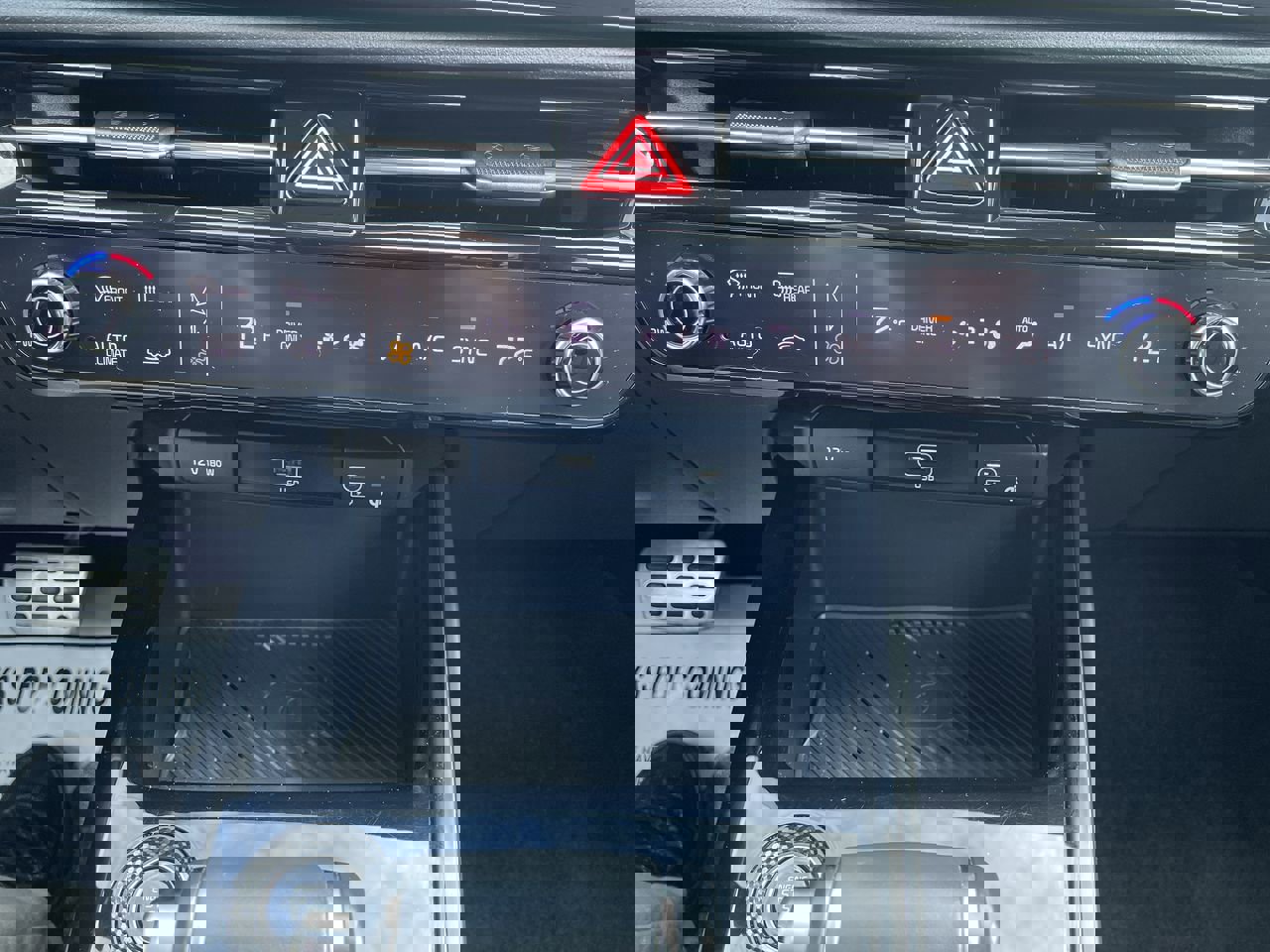 Certified 2023 Kia Niro EX Touring image 17