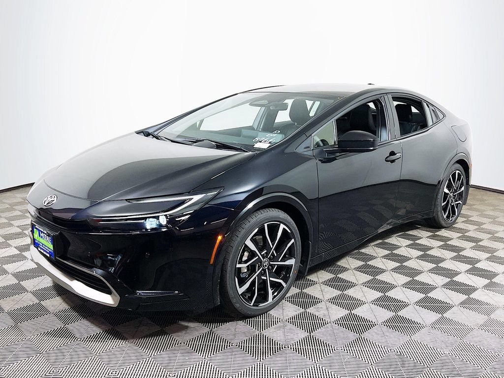 Certified 2024 Toyota Prius Prime FWD image 3
