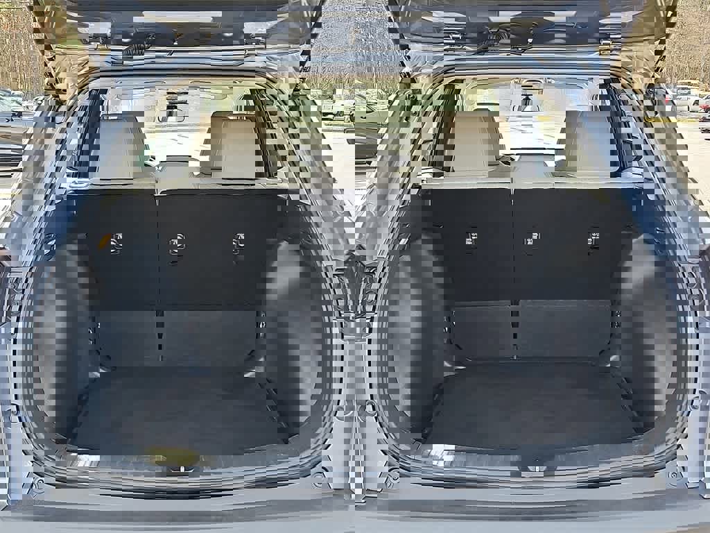 Used 2022 Toyota Corolla Cross LE image 22