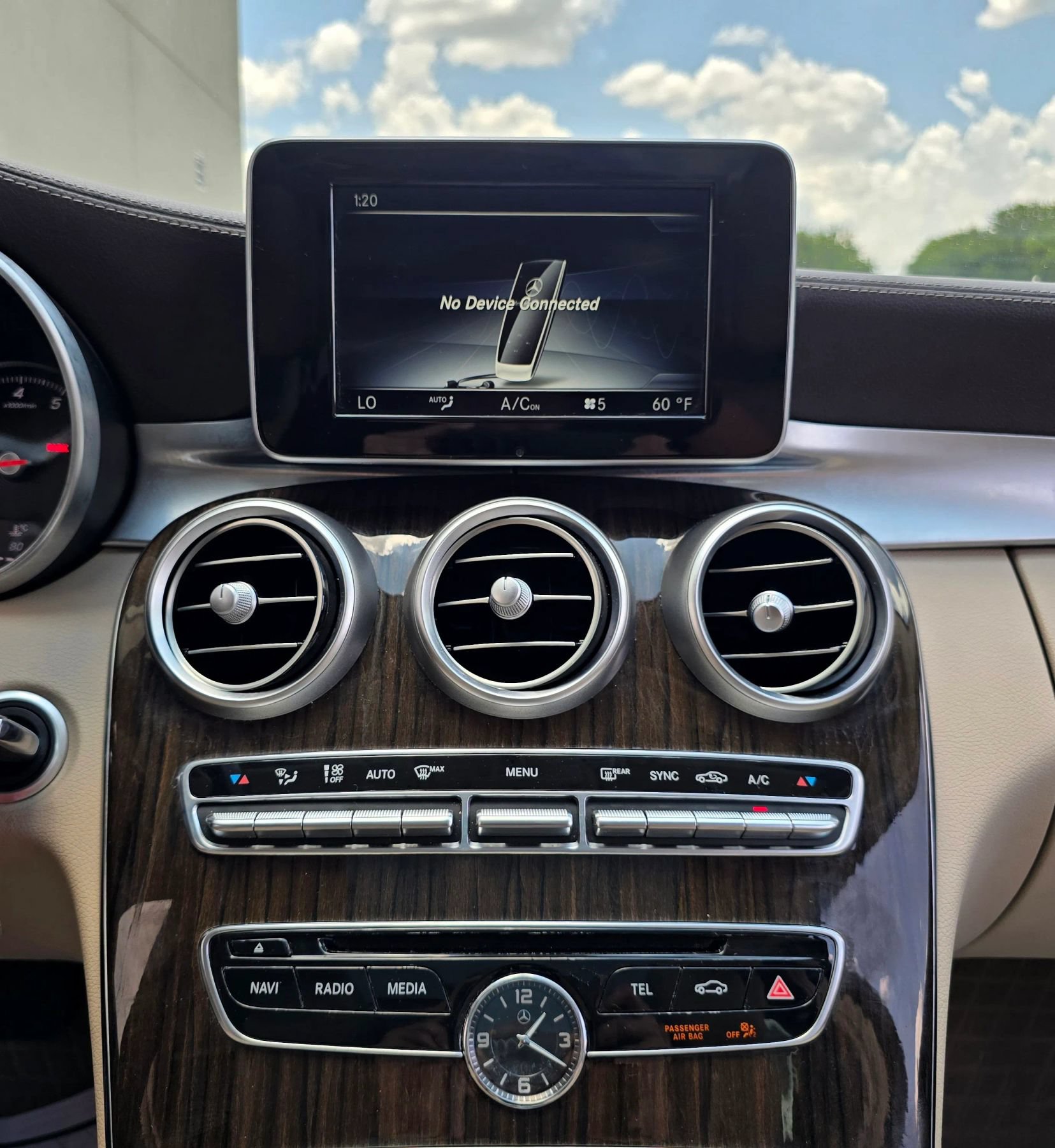 Used 2015 Mercedes-Benz C 300 Sedan image 36